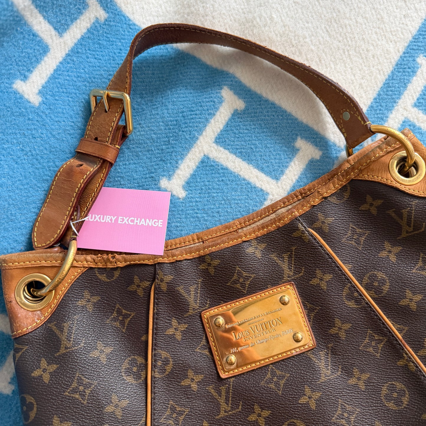 Pre-Owned LV Monogram Canvas Galliera Shoulder Bag