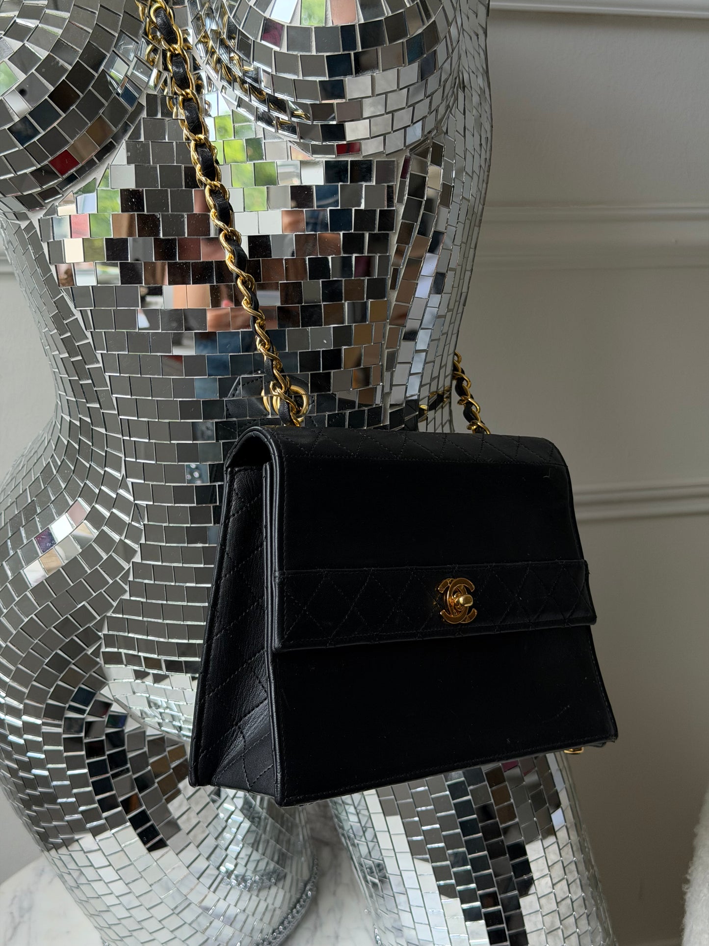Black Lambskin Triangle Single Flap 24KGHW