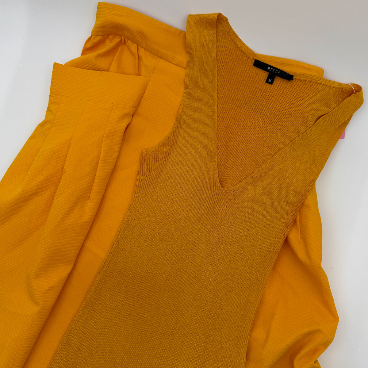 Pre-Owned Yellow Top & Skirt Set