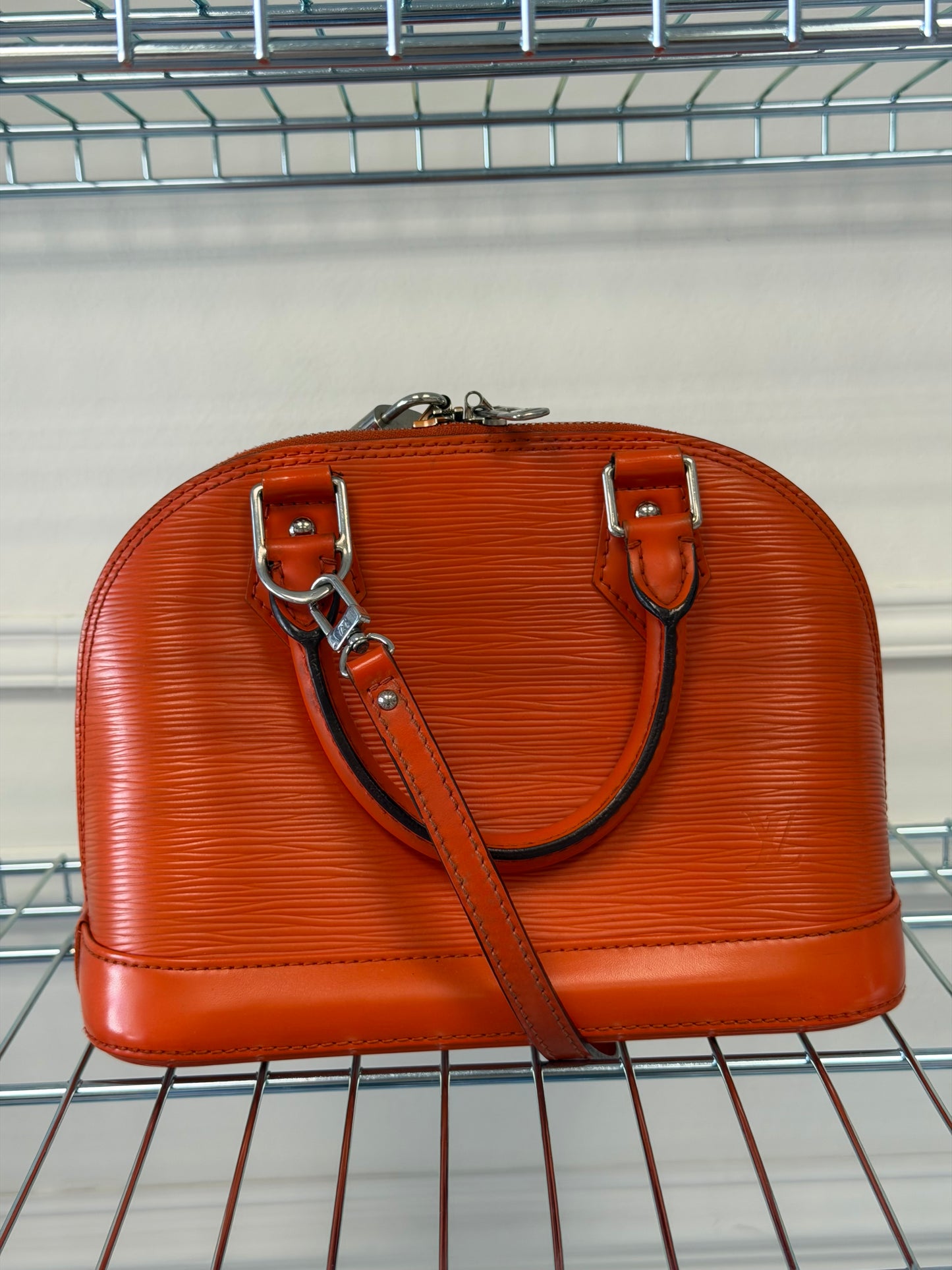 Pre-Owned Orange Epileather Alma BB