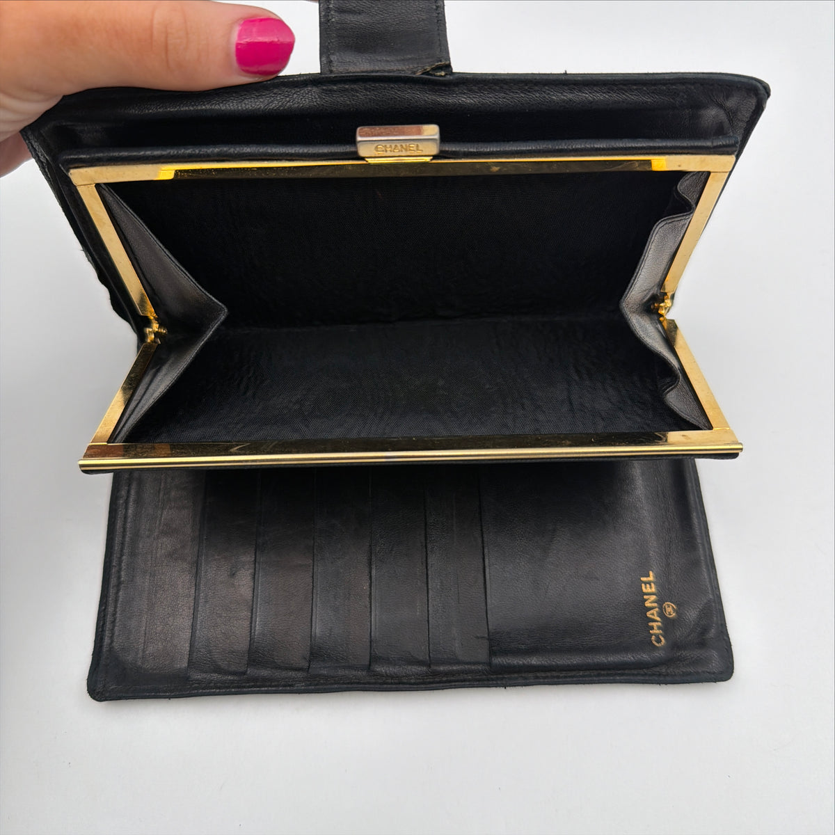Pre-Owned Black Timeless Lambskin Leather Wallet
