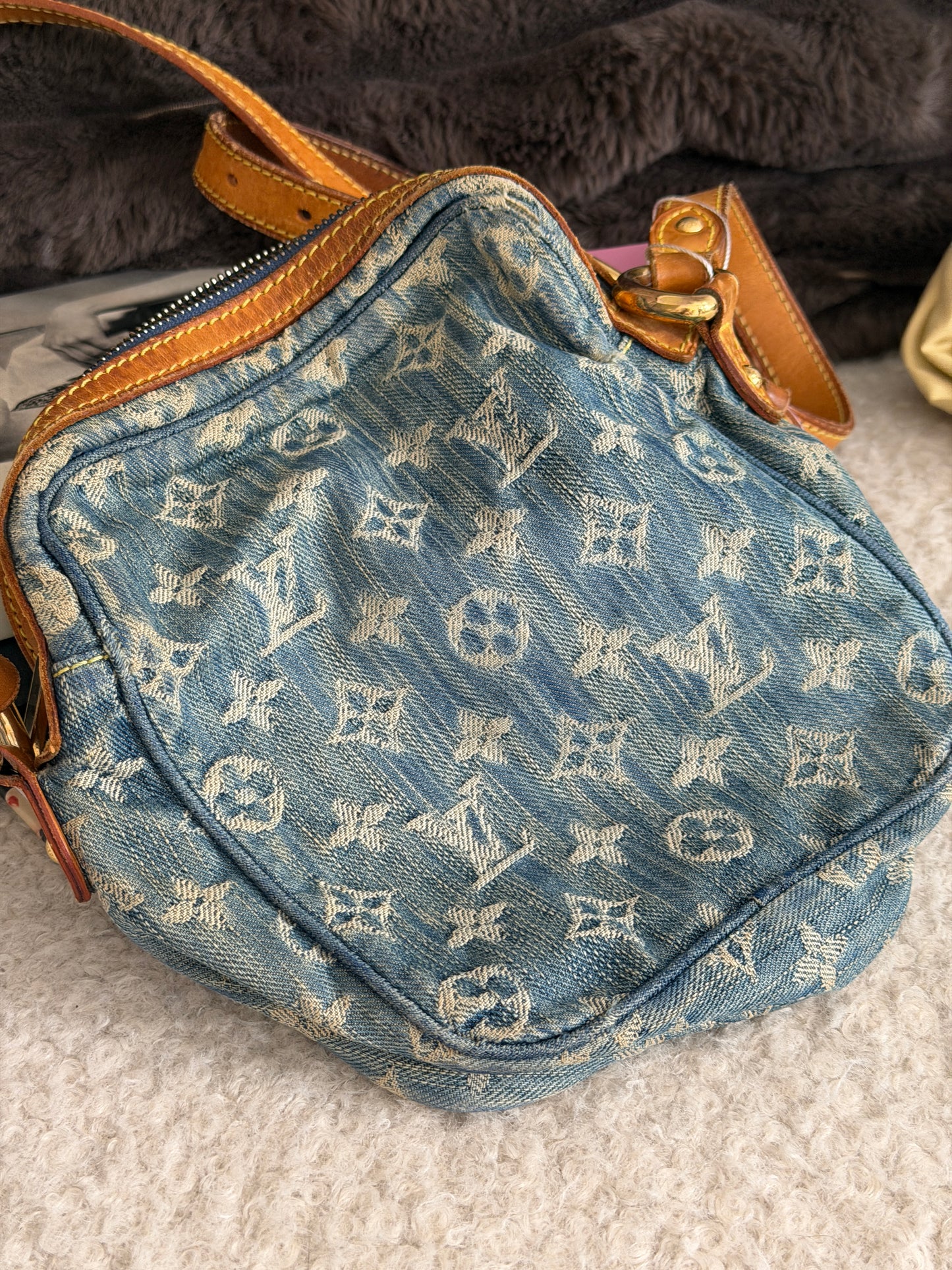 Pre-Owned LV Monogram Denim Handbag