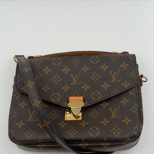 Pre-Owned LV Monogram Canvas Pochette Metis Crossbody Bag