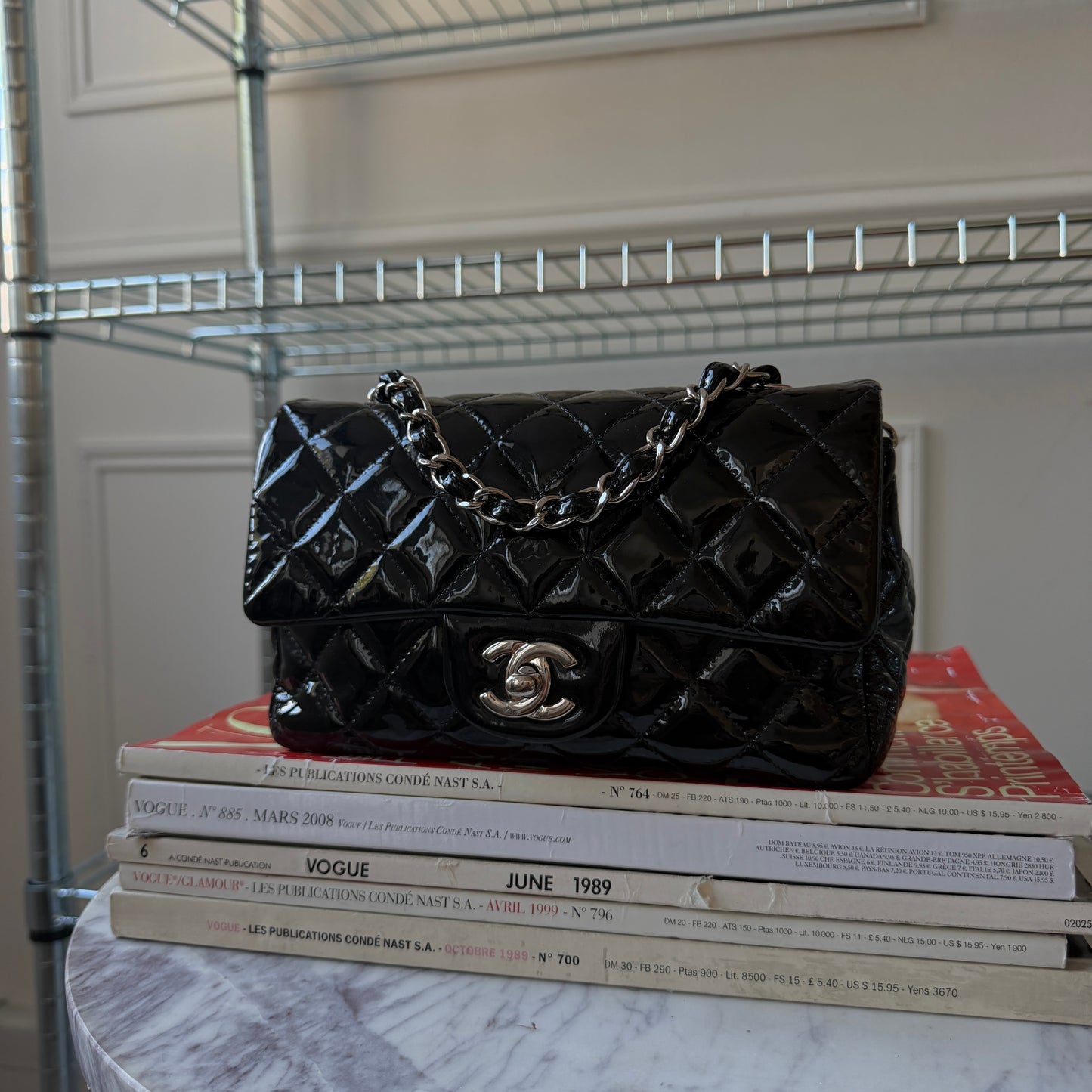 Pre-Owned Black Matelassé Patent Leather Mini Rectangle Single Flap Crossbody Bag
