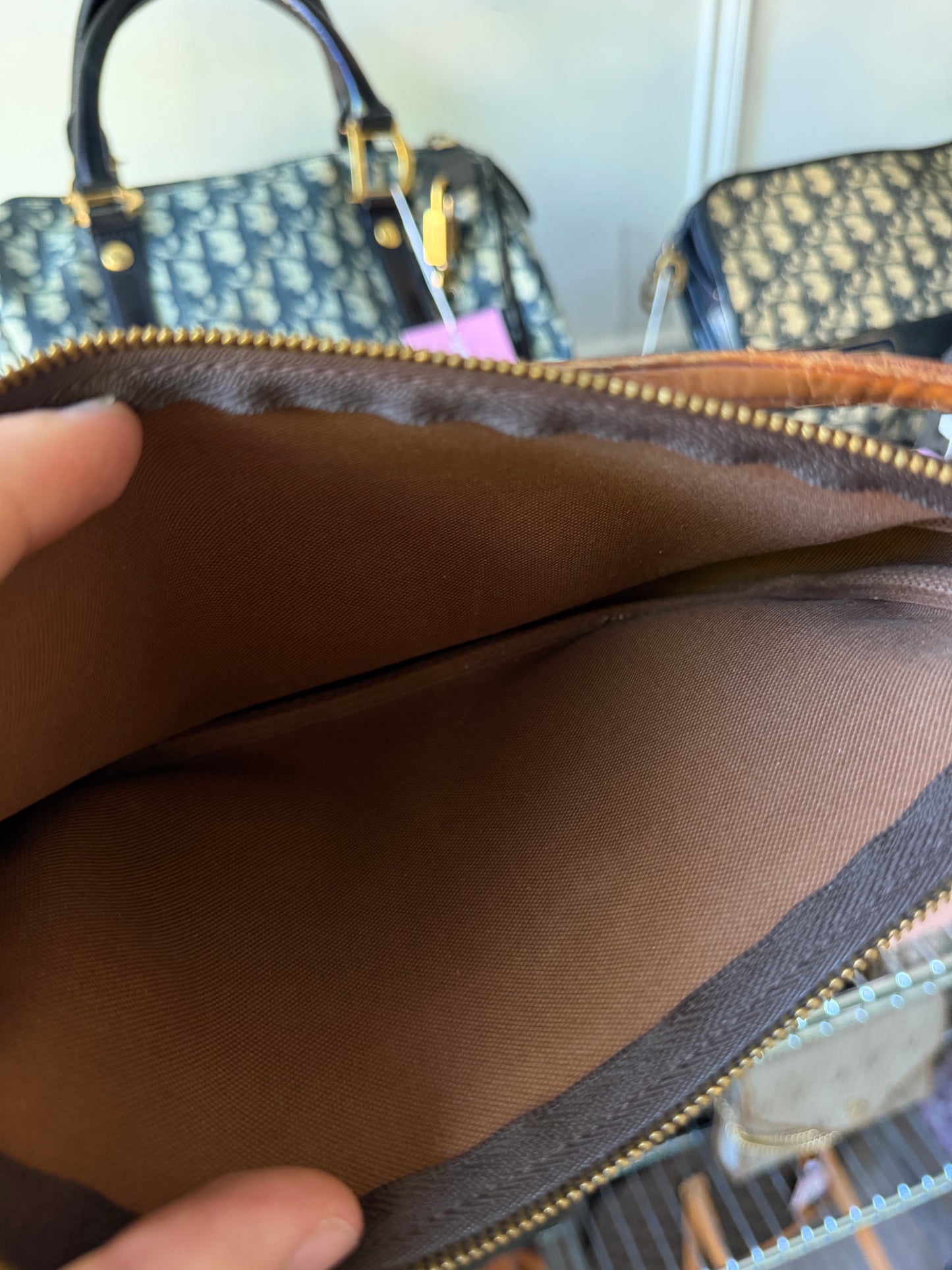 Pre-Owned LV Monogram Canvas Pochette Accessoires Shoulder Bag