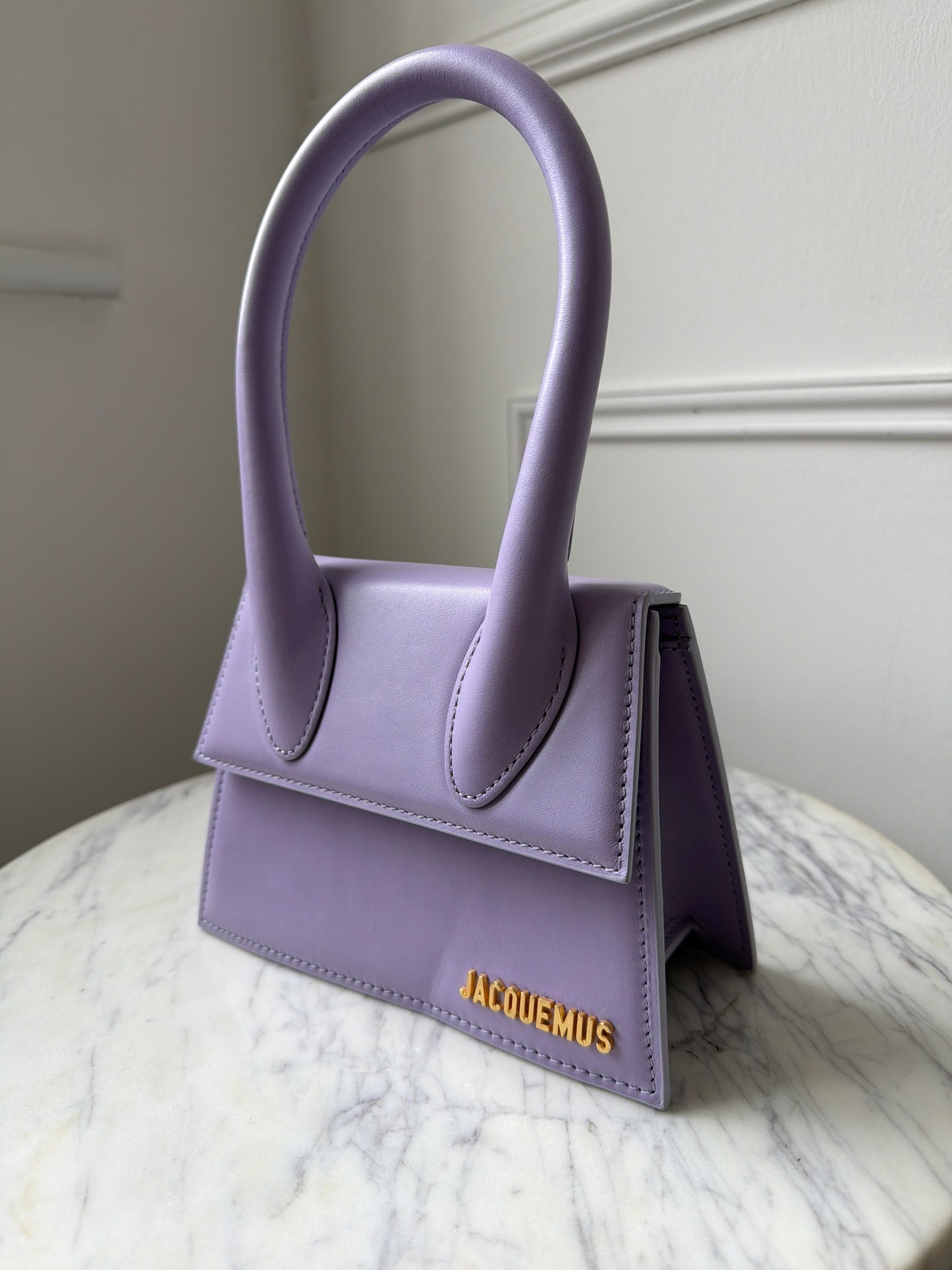 2020s Lilac Chiquito Moyen Handbag