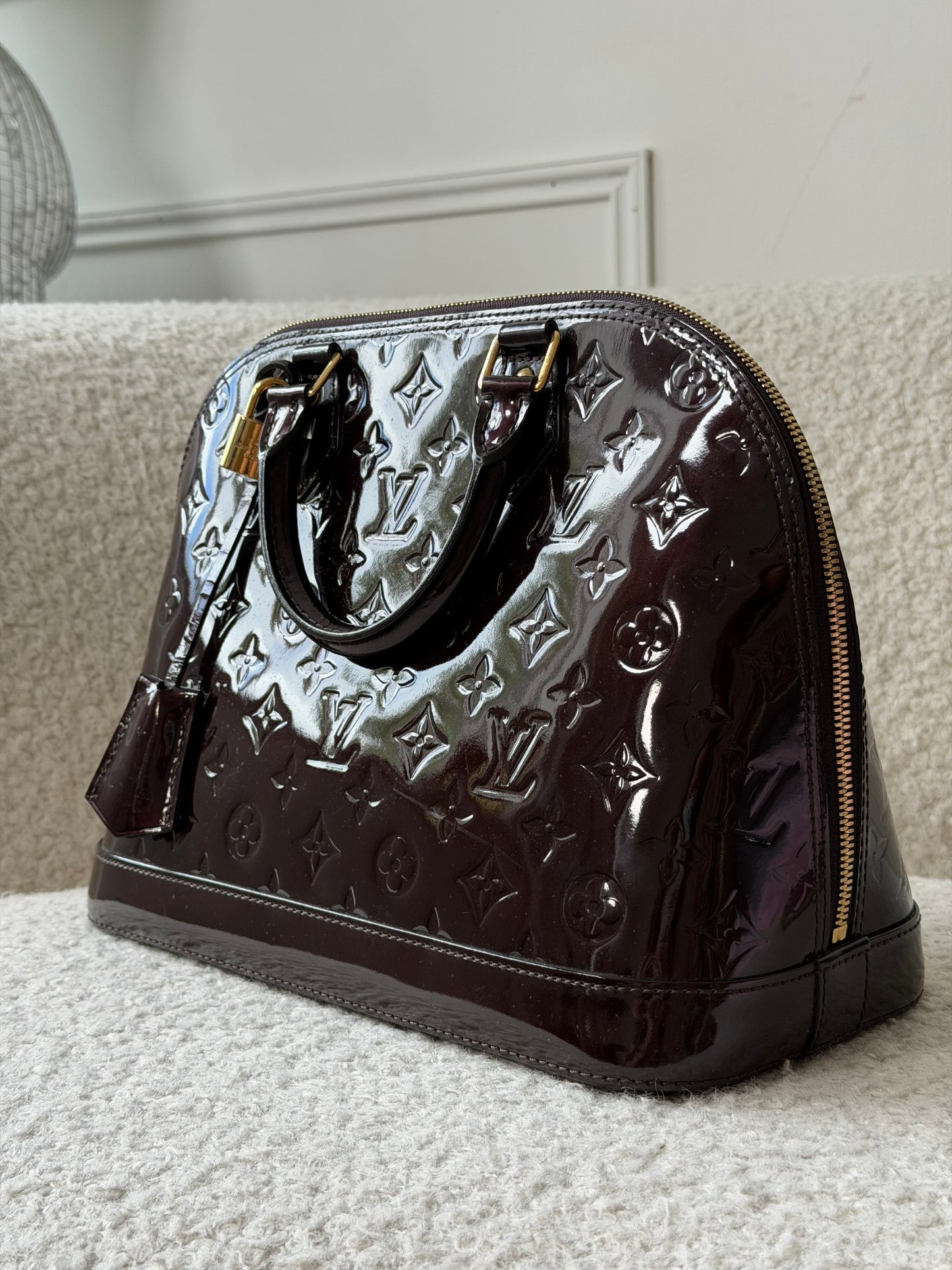 Bordeaux Monogram Vernis Leather Alma PM - Pre-Owned