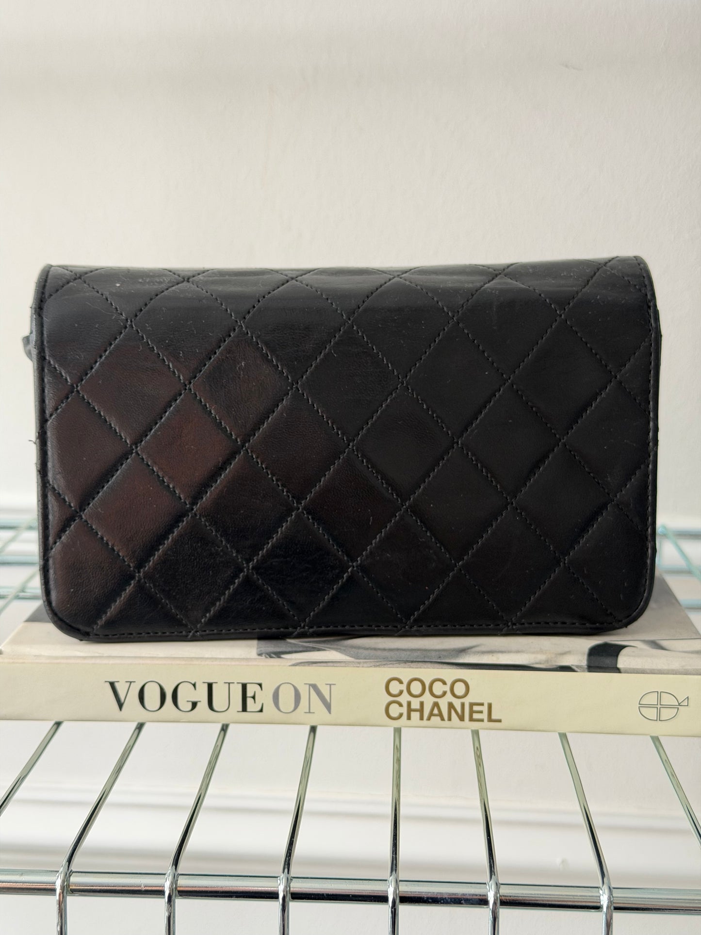 Pre-Owned Black Matelassé Lambskin Turnlock Full Flap Handbag