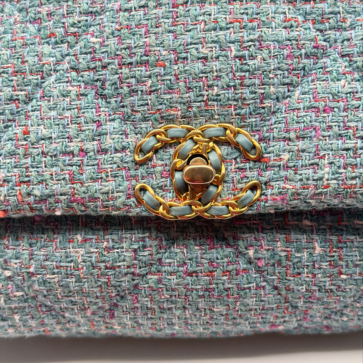 Pre-Owned Blue Tweed '19' Crossbody Single Flap Bag