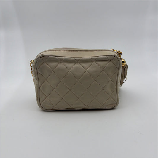 Pre-Owned Bijoux Beige Matelassé Lambskin Leather Camera Bag