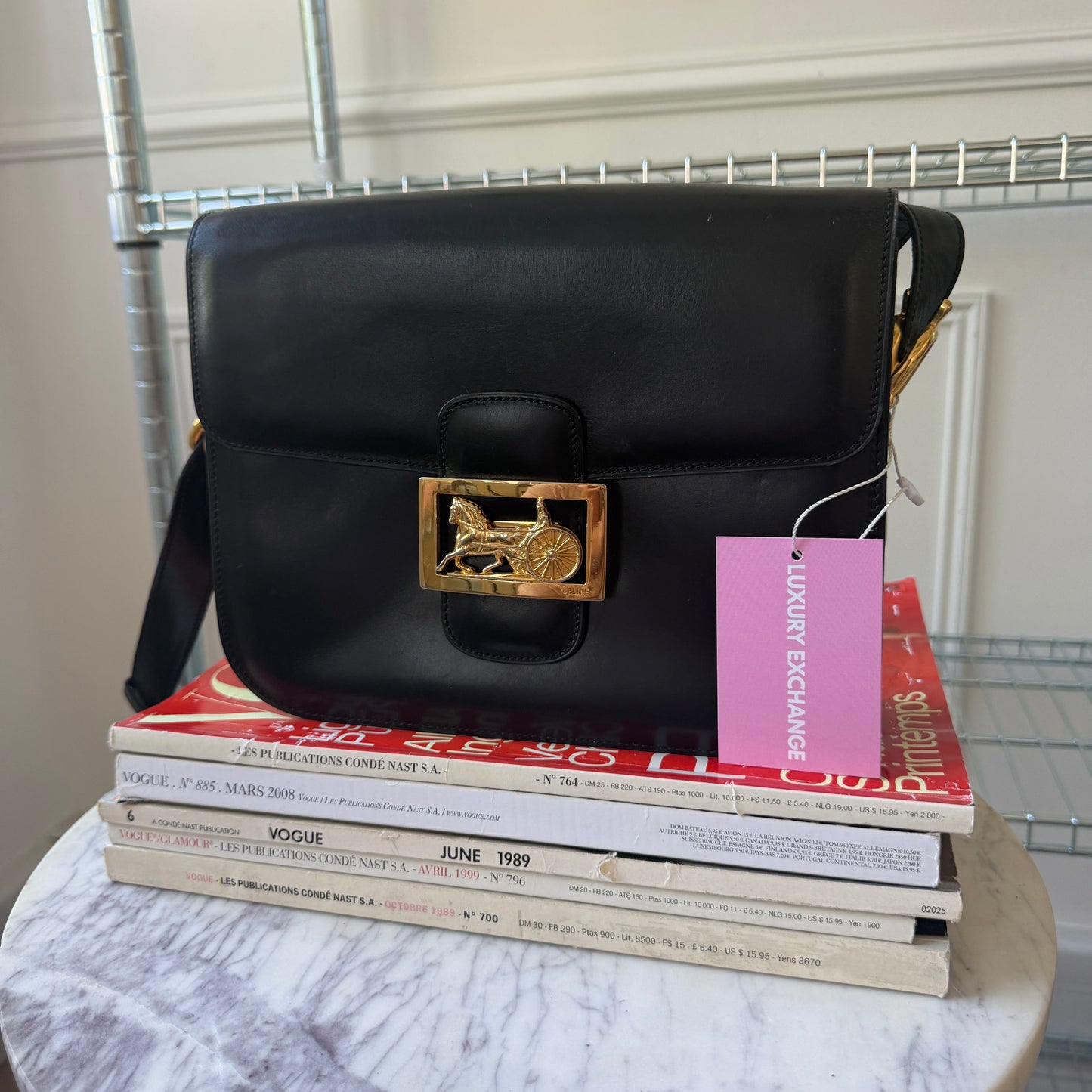 Pre-Owned Black Box Leather Carriage Shoulder Bag