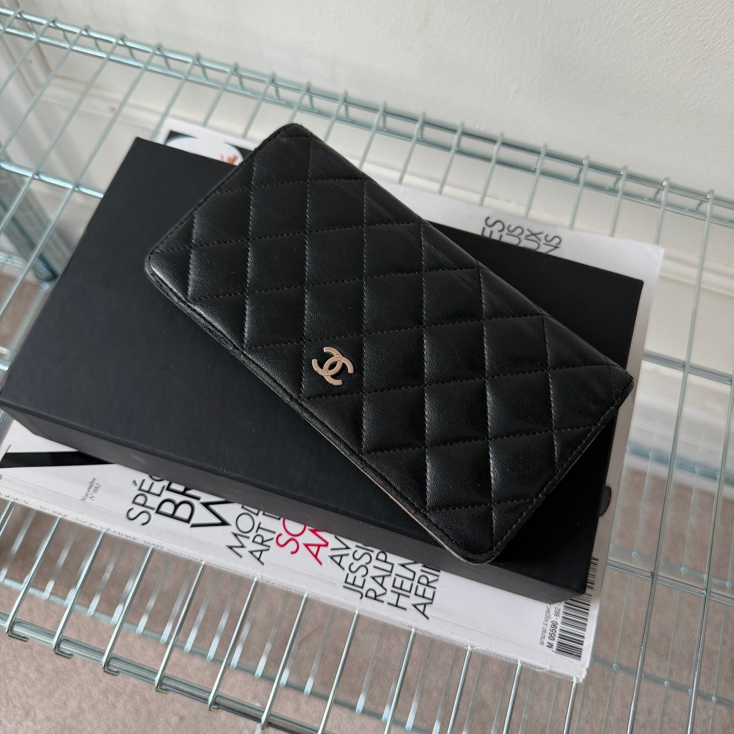 Pre-Owned Black Matelassé Lambskin Leather Flap Wallet