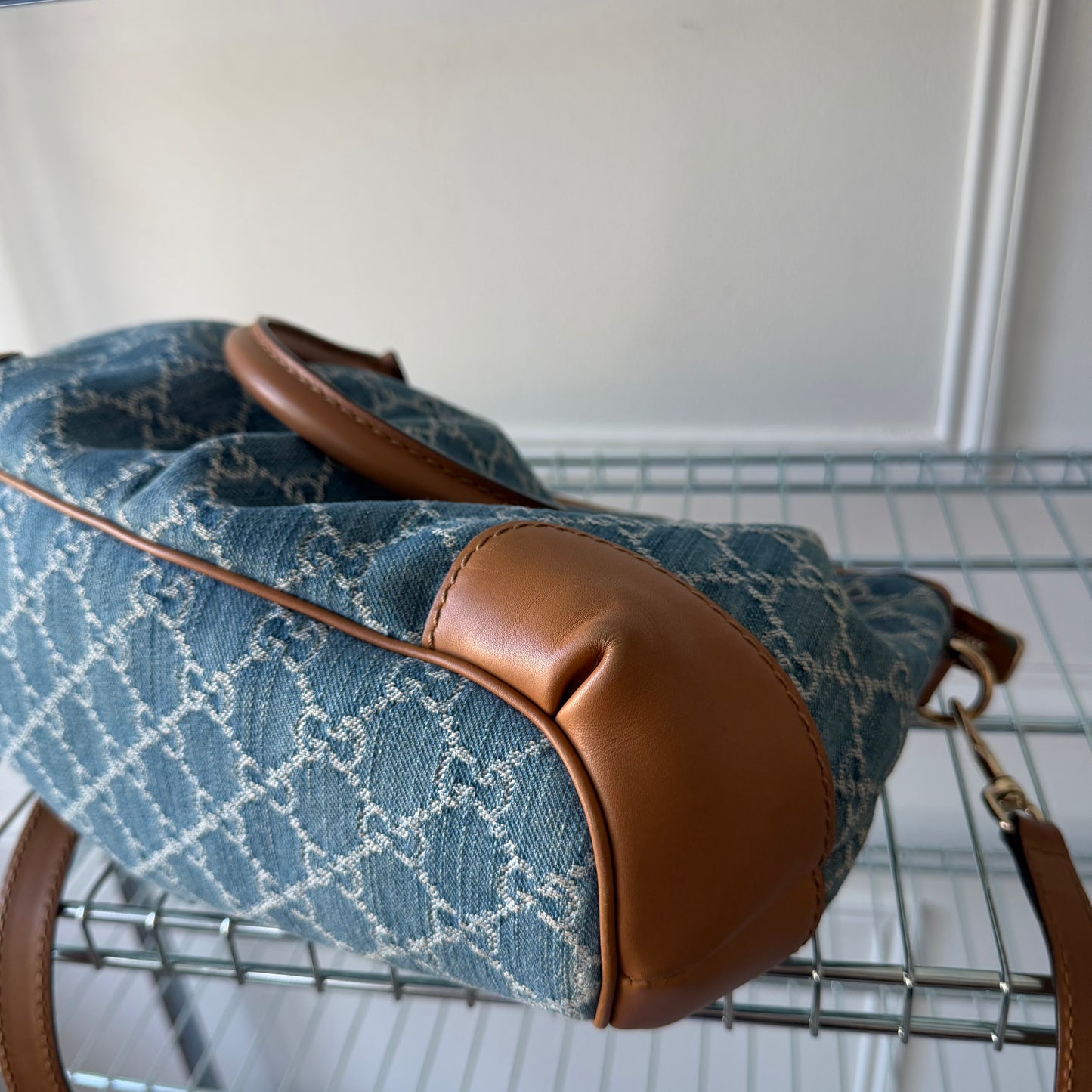 Pre-Owned Blue GG Denim/Leather Crossbody Sukey Tote Bag