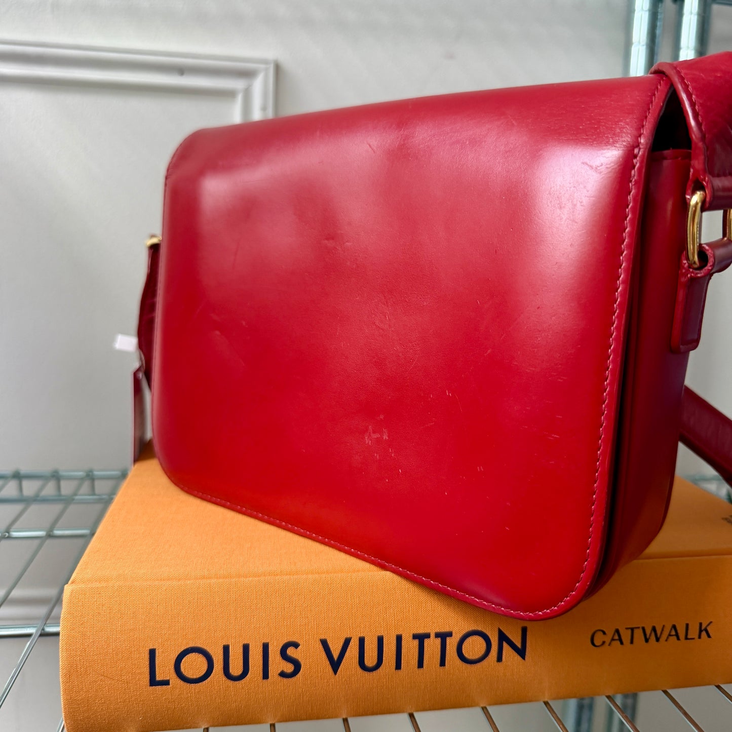 Pre-Owned Red Box Leather Triomphe Crossbody Bag