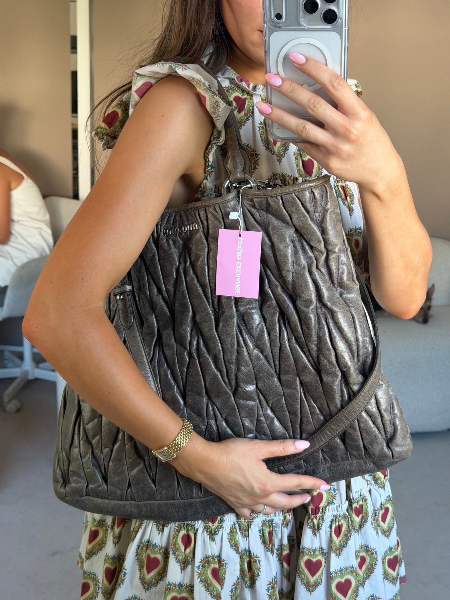 Pre-Owned Khaki Ruffled Nappa Leather Tote Bag