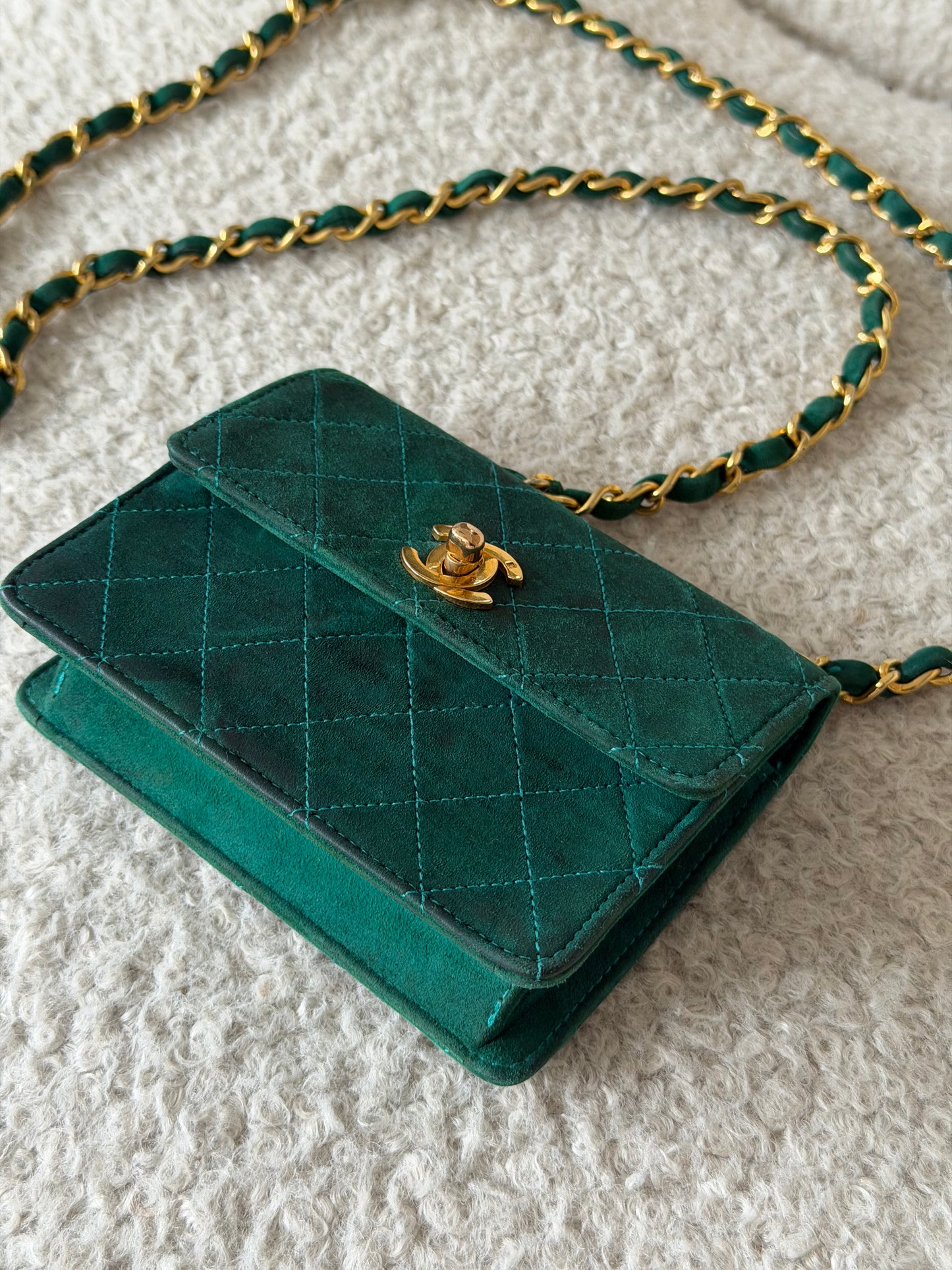 Pre-Owned Green Suede Mini Crossbody Single Flap Handbag