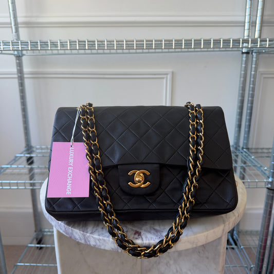 Pre-Owned Black Matelassé Lambskin Medium Classic Double Flap 24KGHW