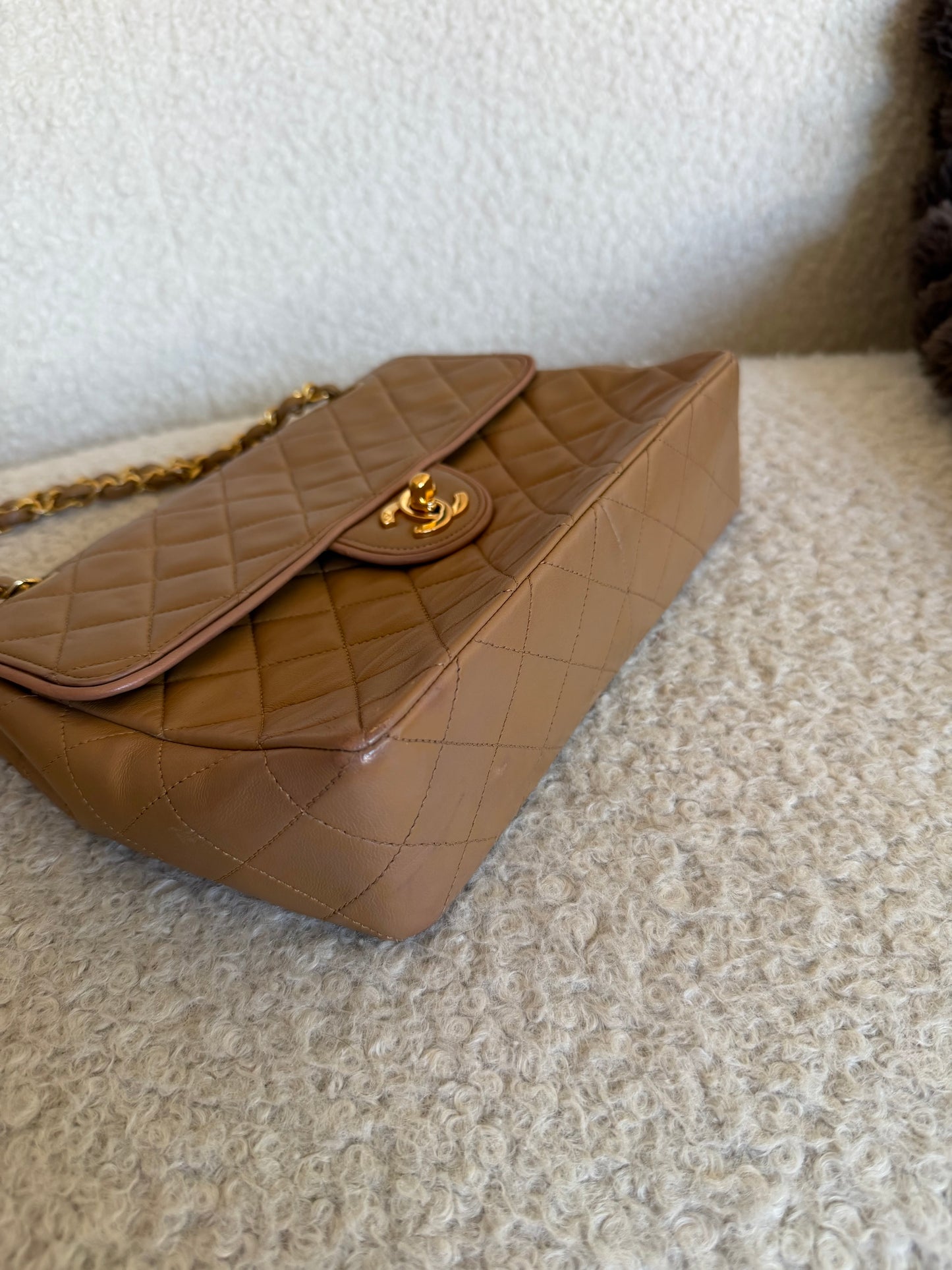 Pre-Owned Camel Brown Lambskin Leather Bi-Colour Single Flap Shoulder Bag