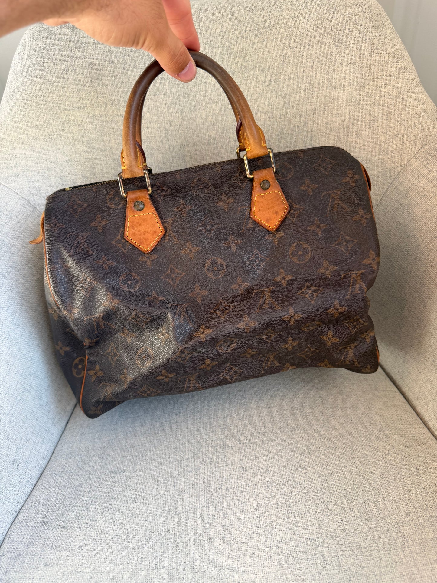 Pre-Owned LV Monogram Canvas Speedy 30 - NO ZIPPER PULL