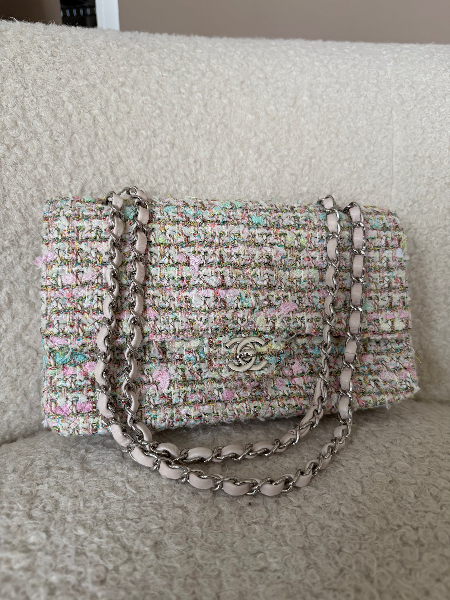 Pre-Owned Multicolour Fabric Medium Classic Double Flap Shoulder Bag