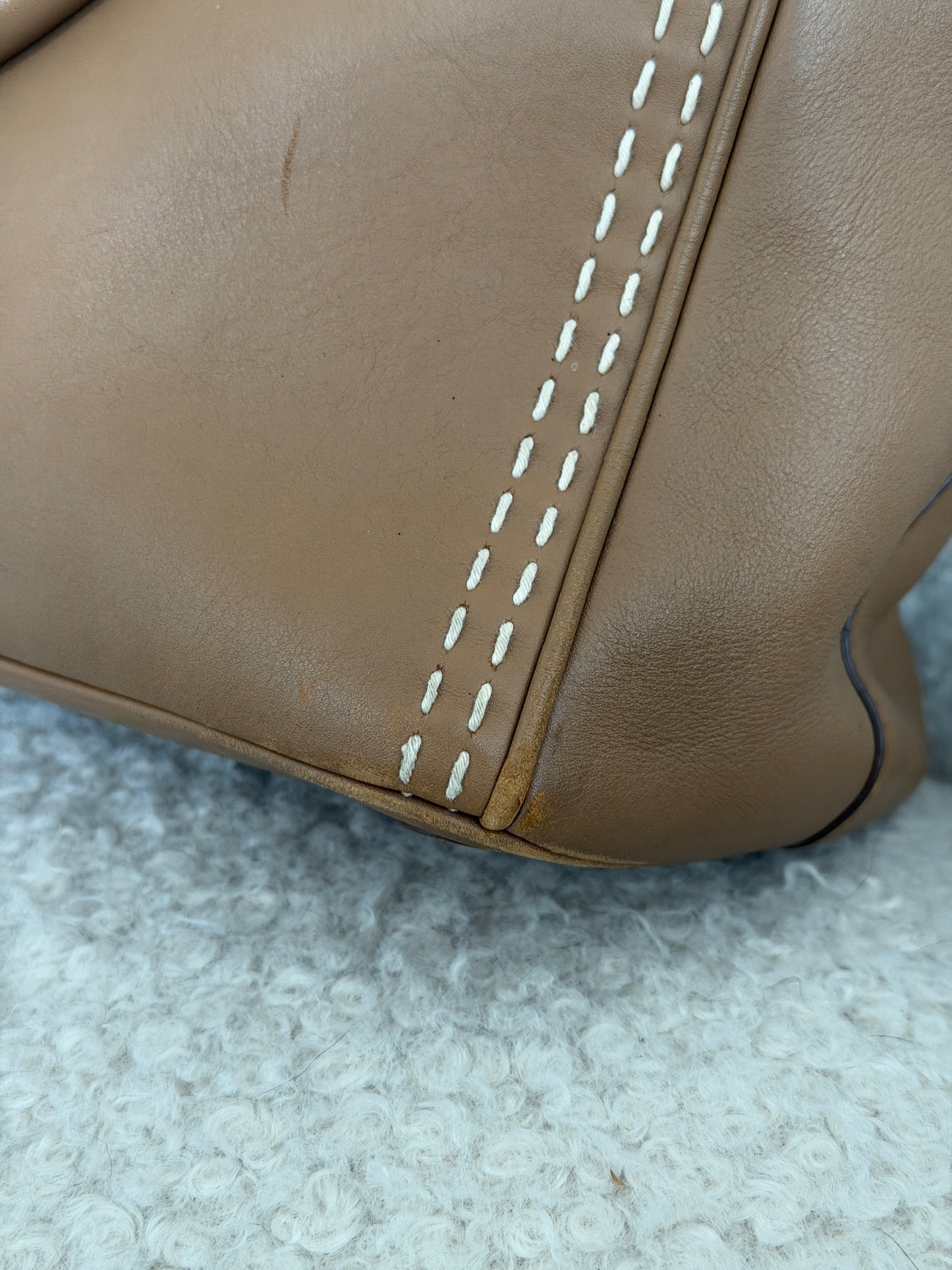 Pre-Owned Tan Leather 'Baggy' Medium Galleria Crossbody Bag