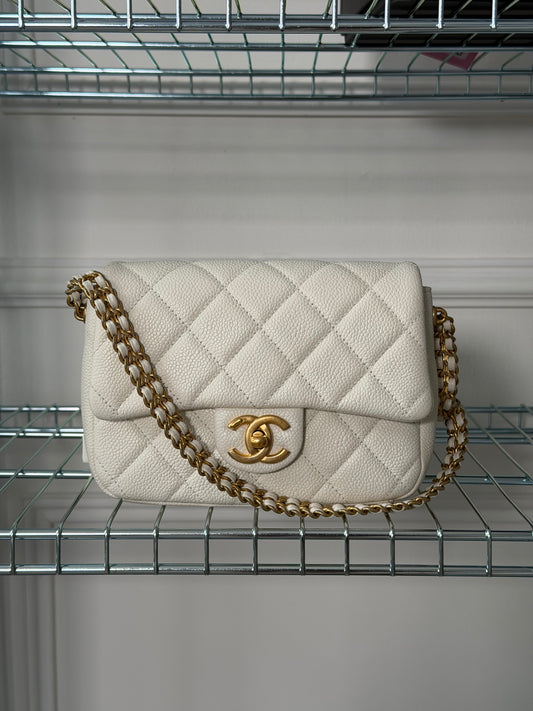 Pre-Owned White Caviar Double Chain Square Single Flap Crossbody Bag