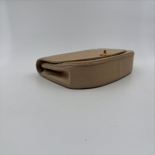 Pre-Owned Beige Wave-Quilted Lambskin Halfmoon Single Flap Shoulder Bag