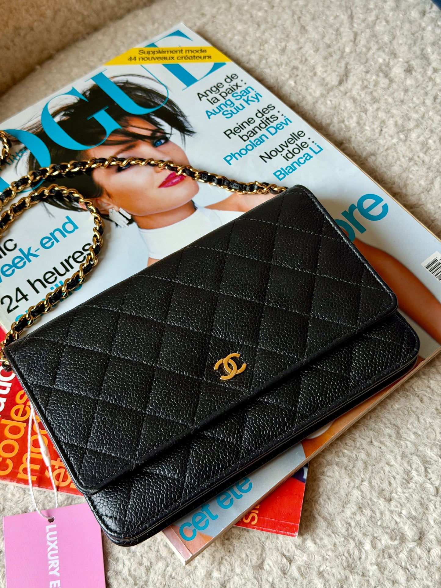 Pre-Owned Black Matelassé Caviar Wallet on Chain GHW