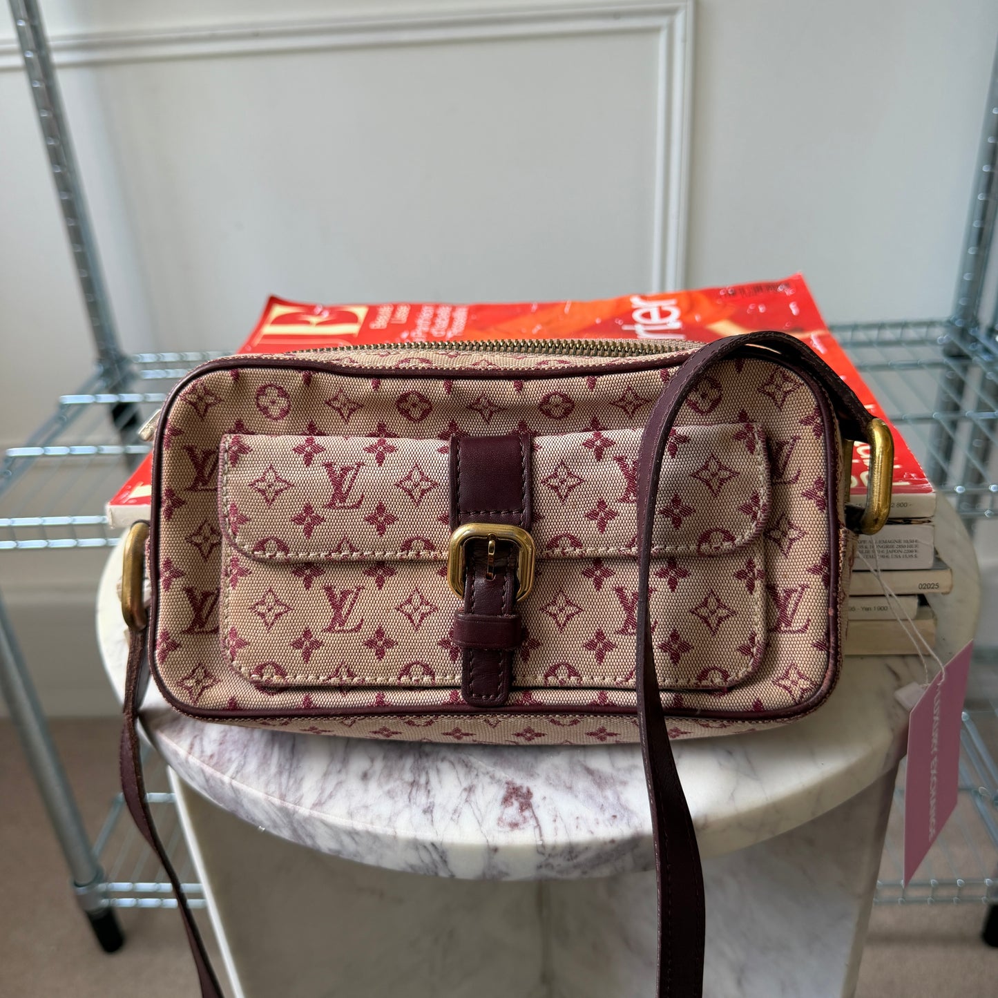 Pre-Owned Cherry Mini Lin Canvas Juliette MM Crossbody Bag