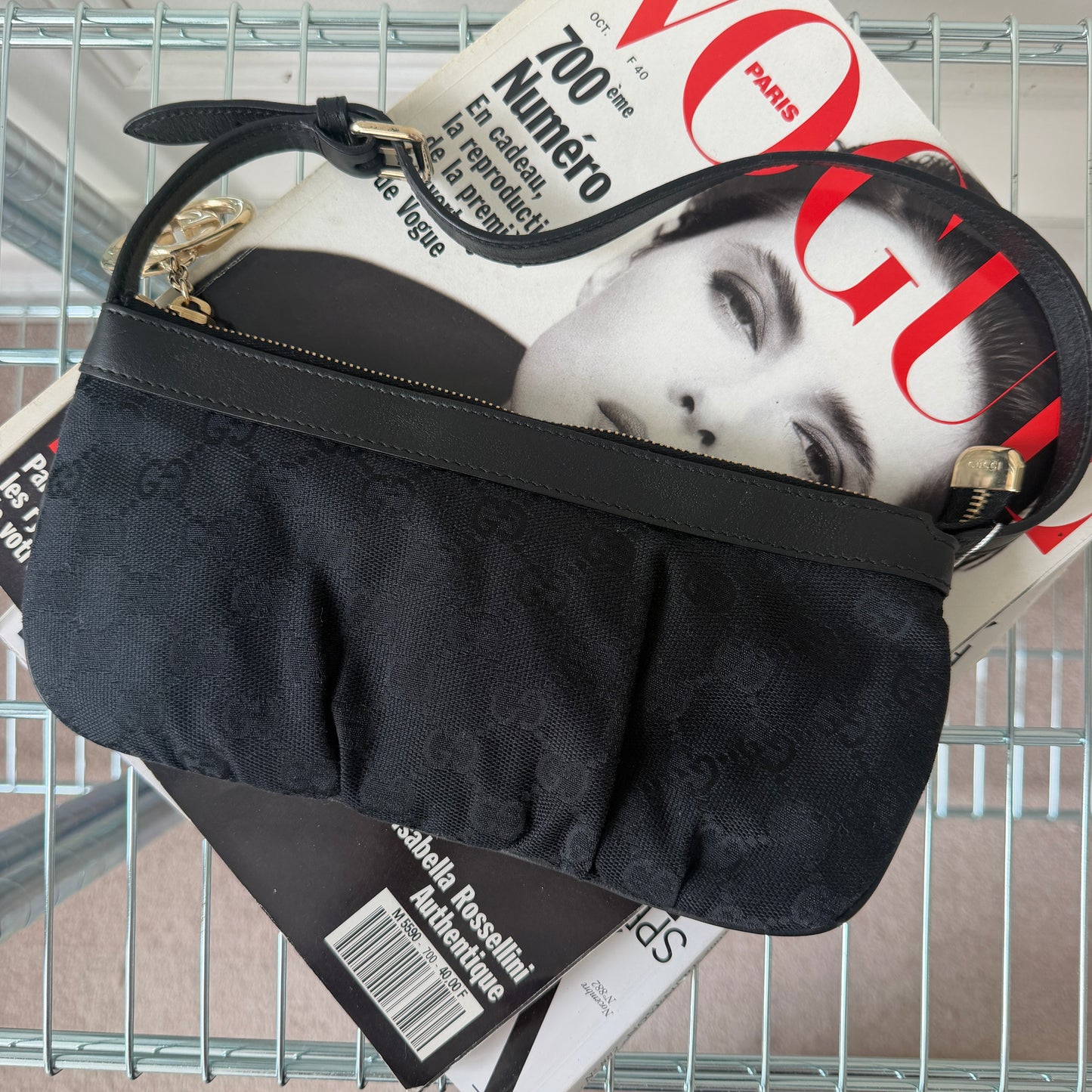 Pre-Owned Black GG Canvas Shoulder Bag
