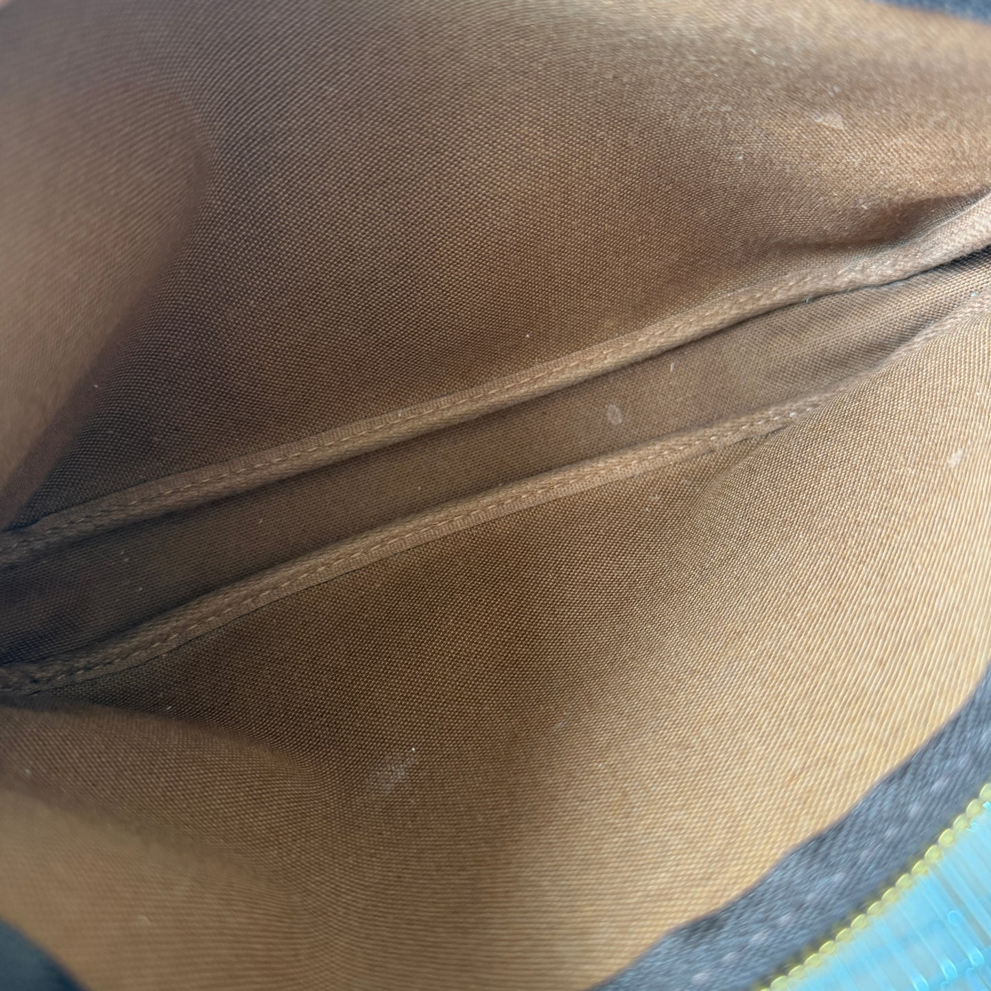 Pre-Owned LV Monogram Canvas Pochette Accessoires Shoulder Bag
