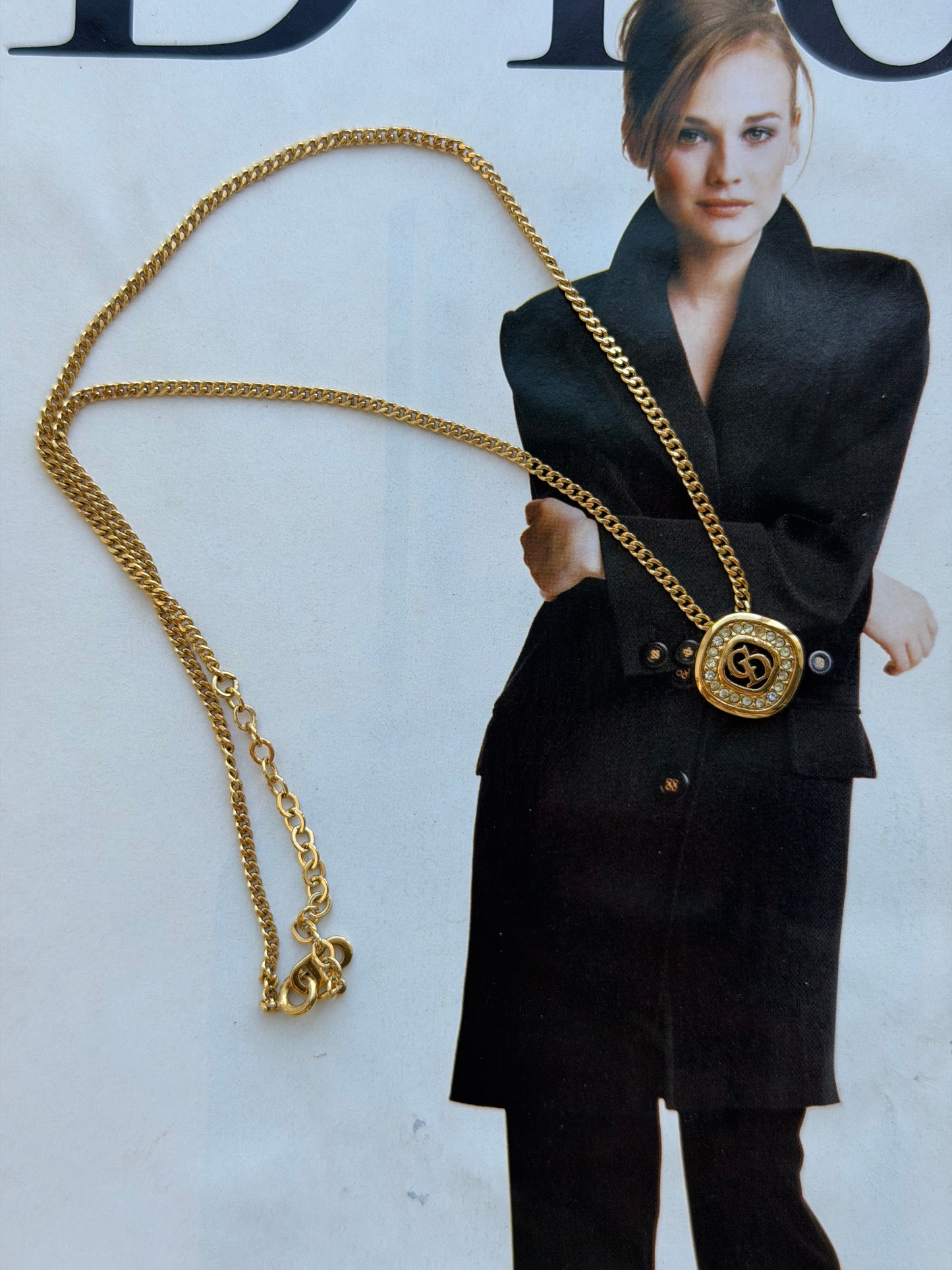 Pre-Owned Square C.D. Gem Detail Gold-Tone Necklace