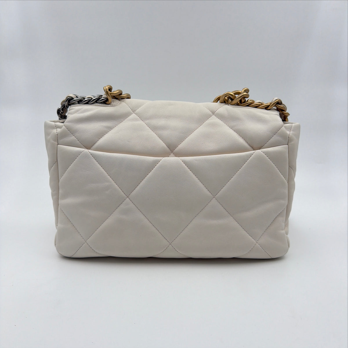 Pre-Owned White Shiny Lambskin Leather Single Flap Crossbody Bag