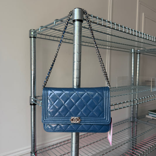 Pre-Owned Blue Boy Patent Leather Wallet on Chain