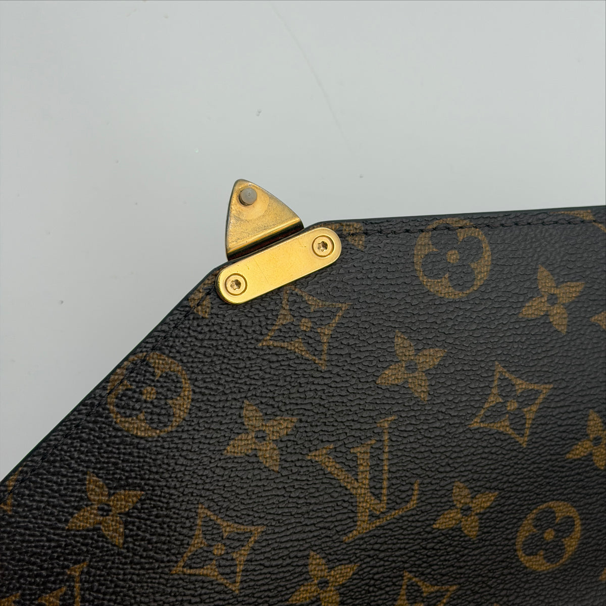 Pre-Owned LV Monogram Canvas Pochette Metis Crossbody Bag