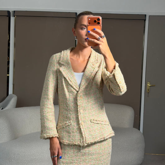 Pre-Owned UK12 Suit