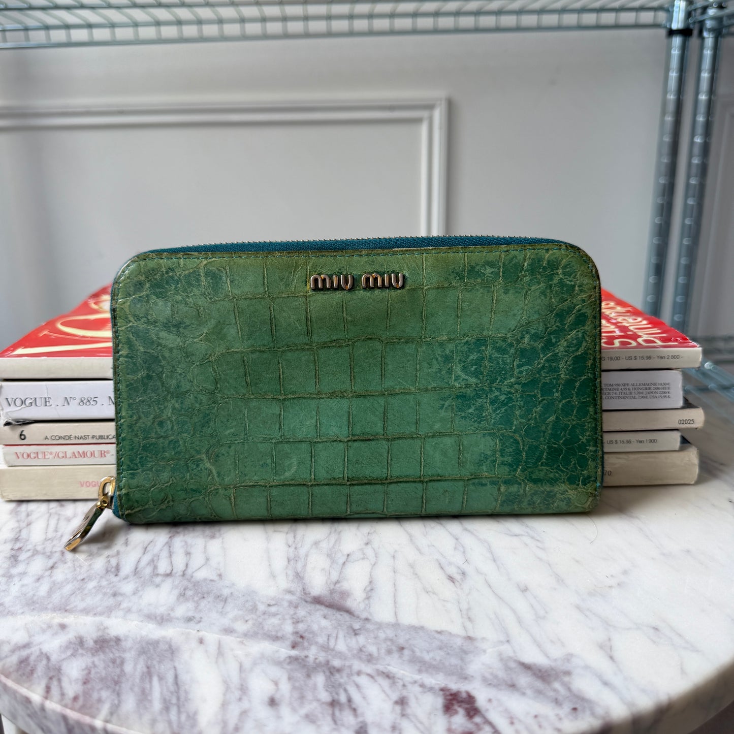 Pre-Owned Green Alligator Leather Zip Wallet