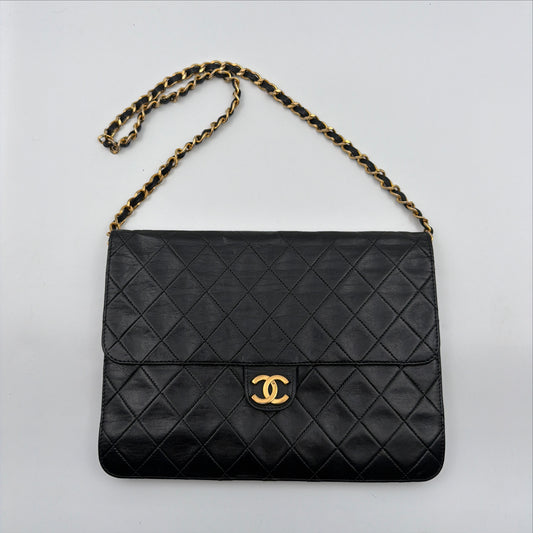 Pre-Owned Black Lambskin Single Flap Shoulder Bag