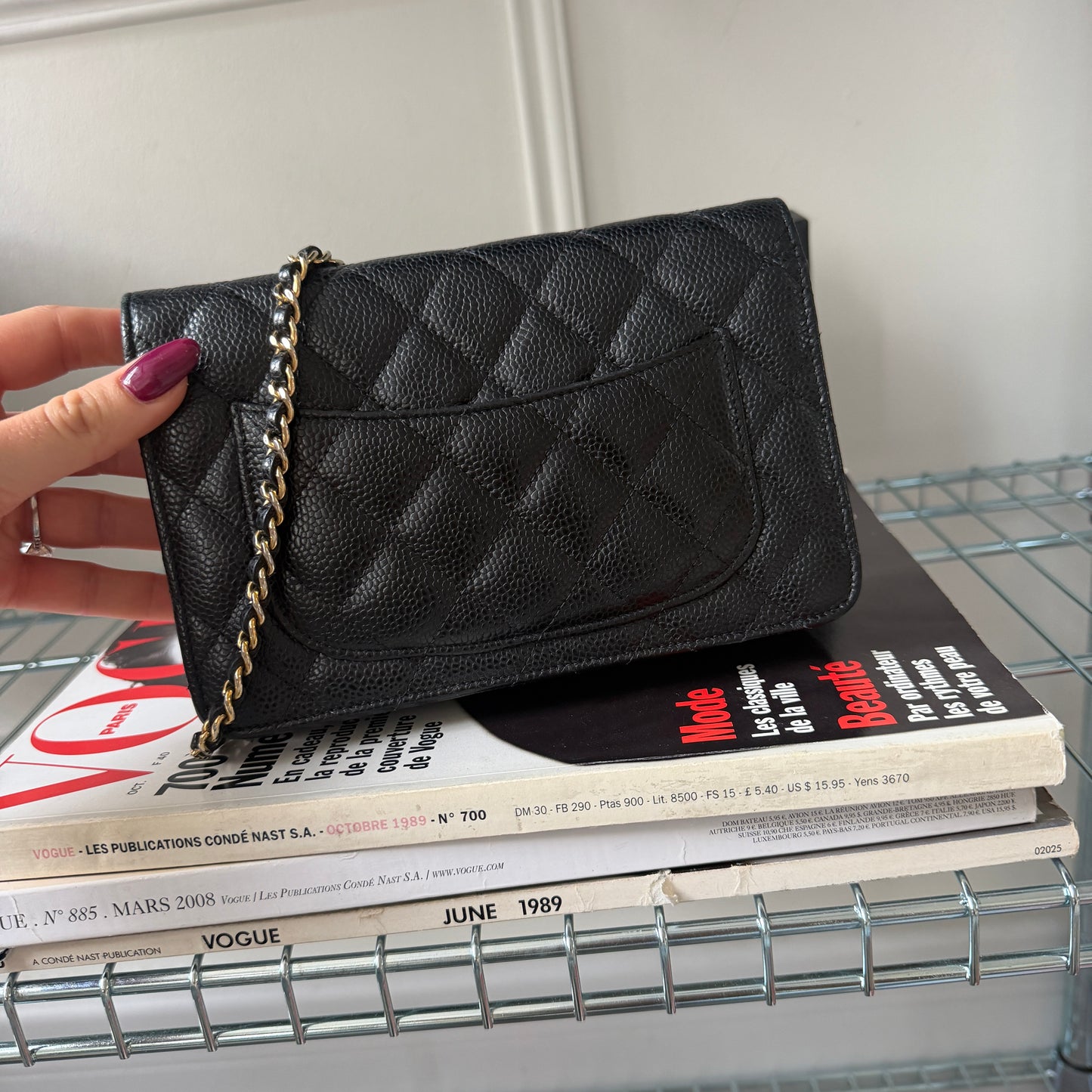 Pre-Owned Black Caviar Leather Wallet on Chain