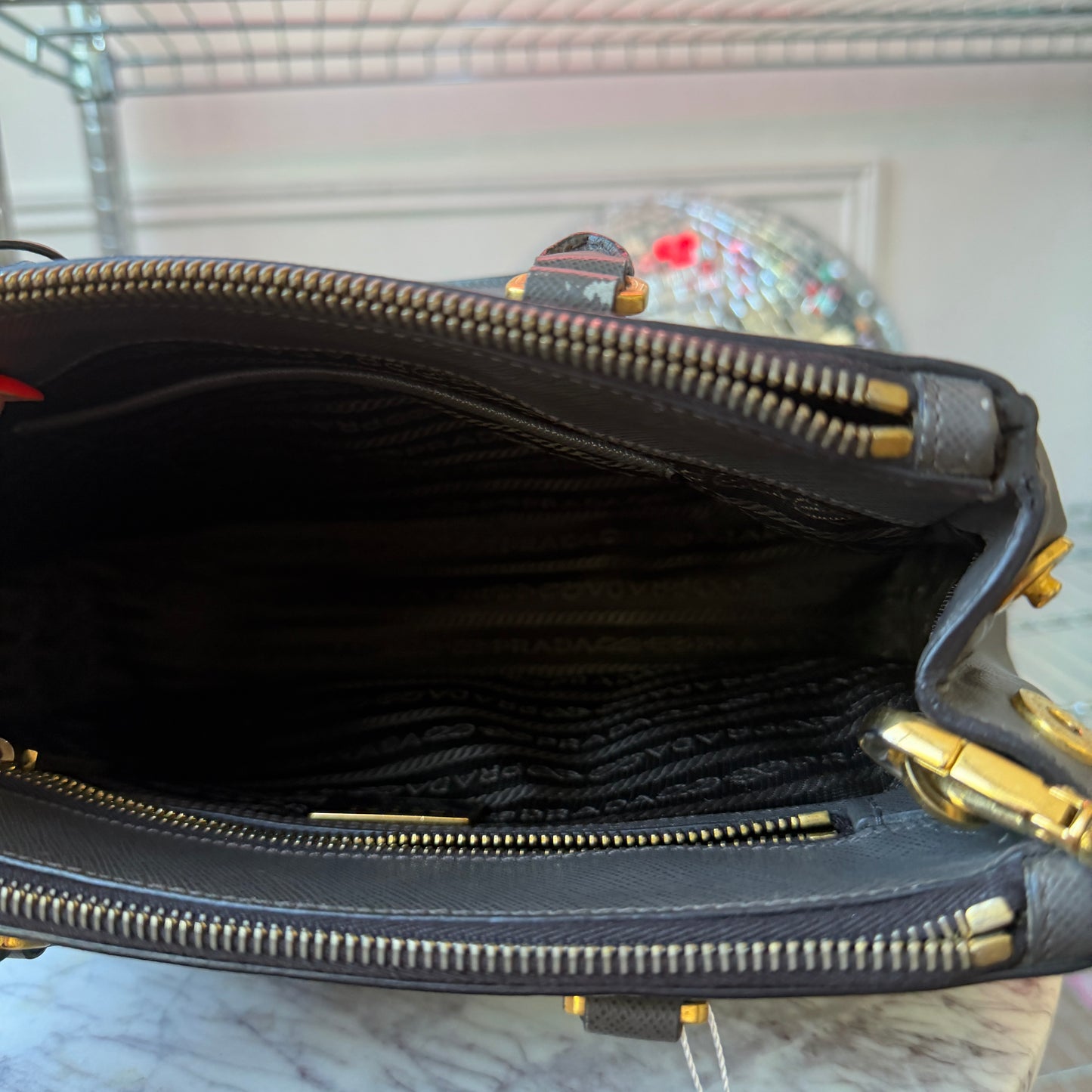 Pre-Owned Grey Saffiano Leather Small Galleria