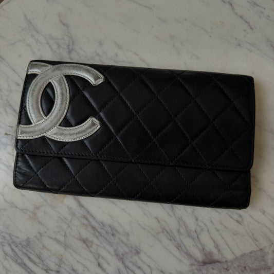 Pre-Owned Black/Silver Cambon Matelassé Lambskin Wallet