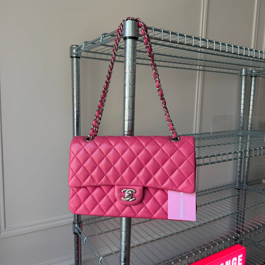 Pre-Owned Hot Pink Lambskin Leather Medium Classic Flap