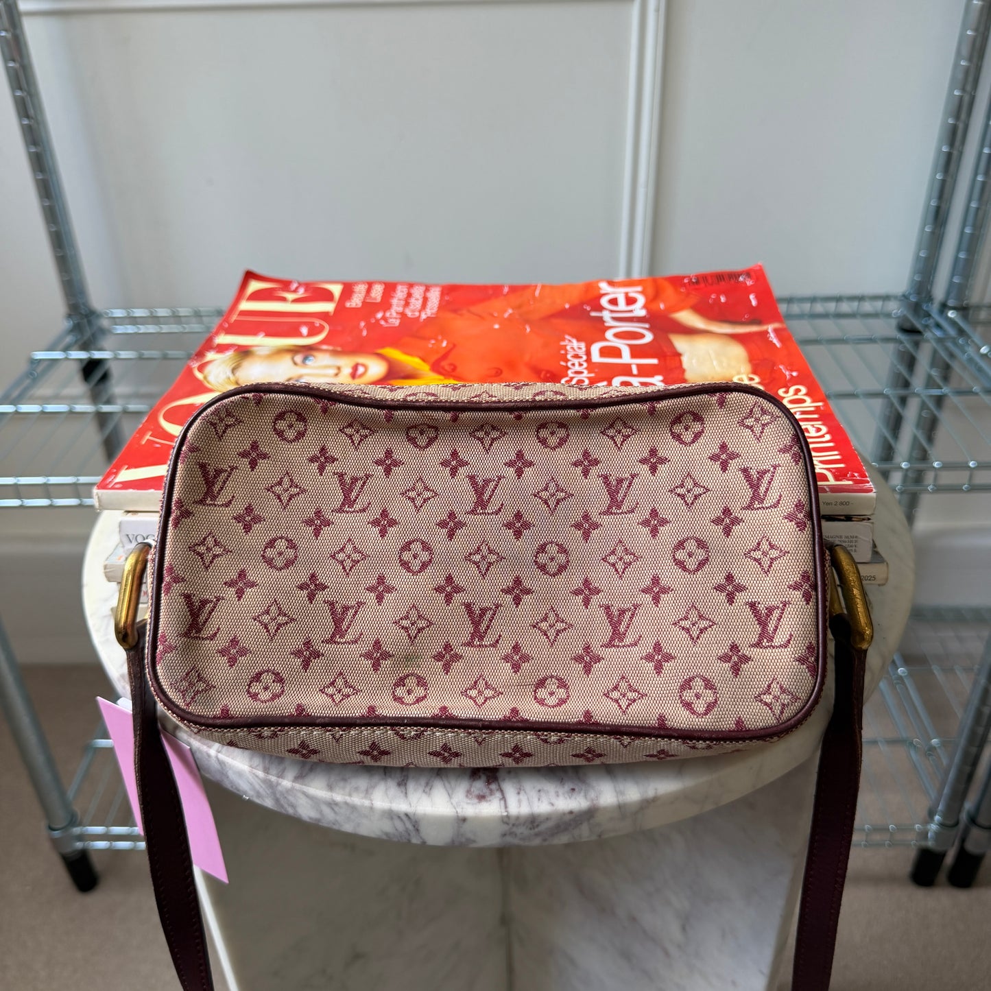 Pre-Owned Cherry Mini Lin Canvas Juliette MM Crossbody Bag