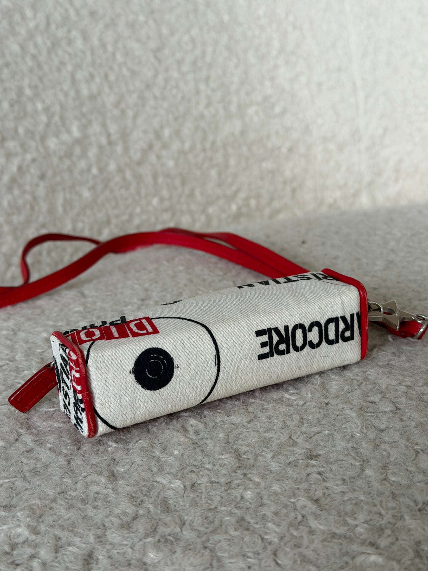 Pre-Owned White/Red Coated Canvas Lipstick Bag
