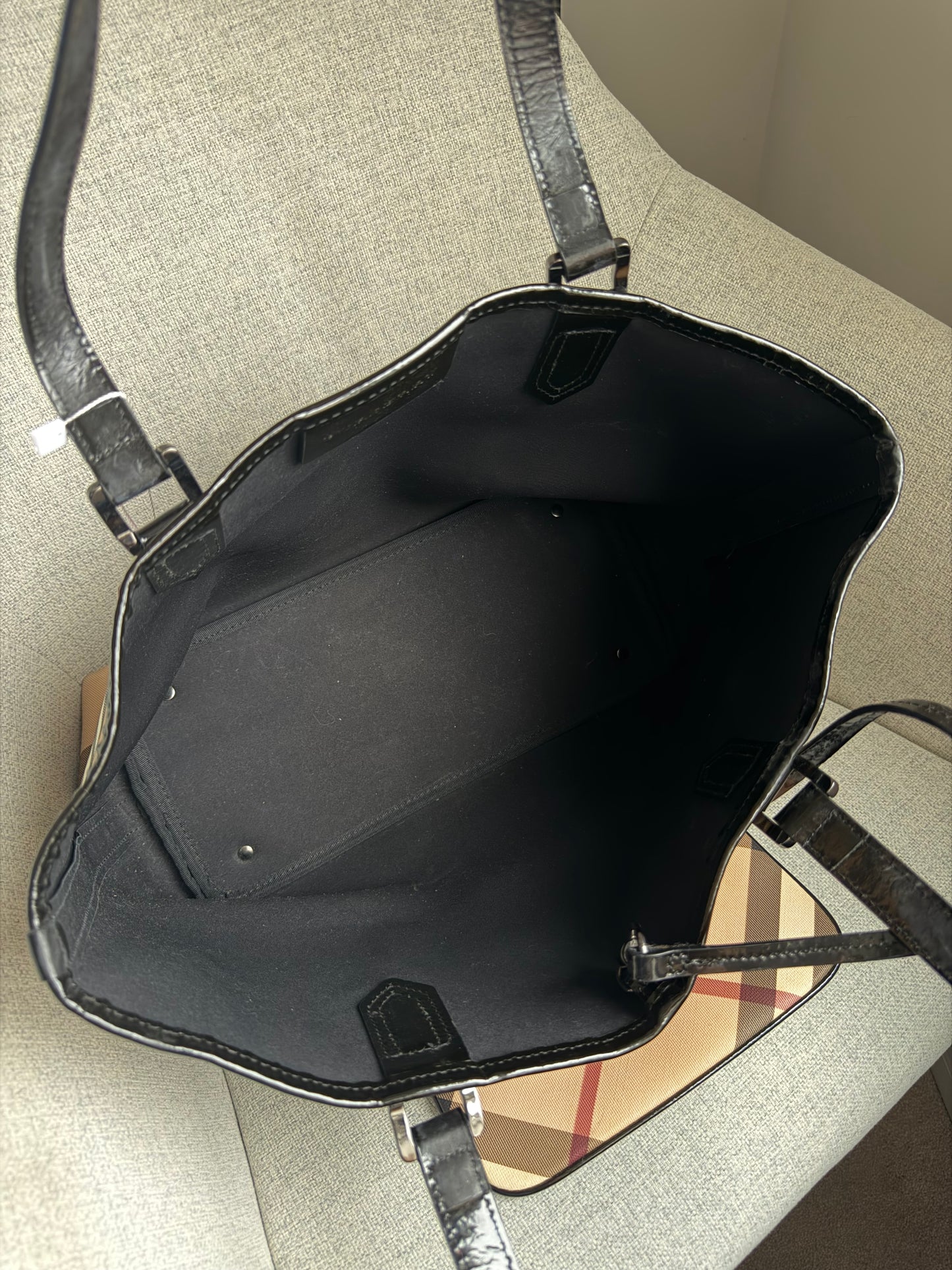 Pre-Owned Novacheck Coated Canvas Handbag w/Pouch