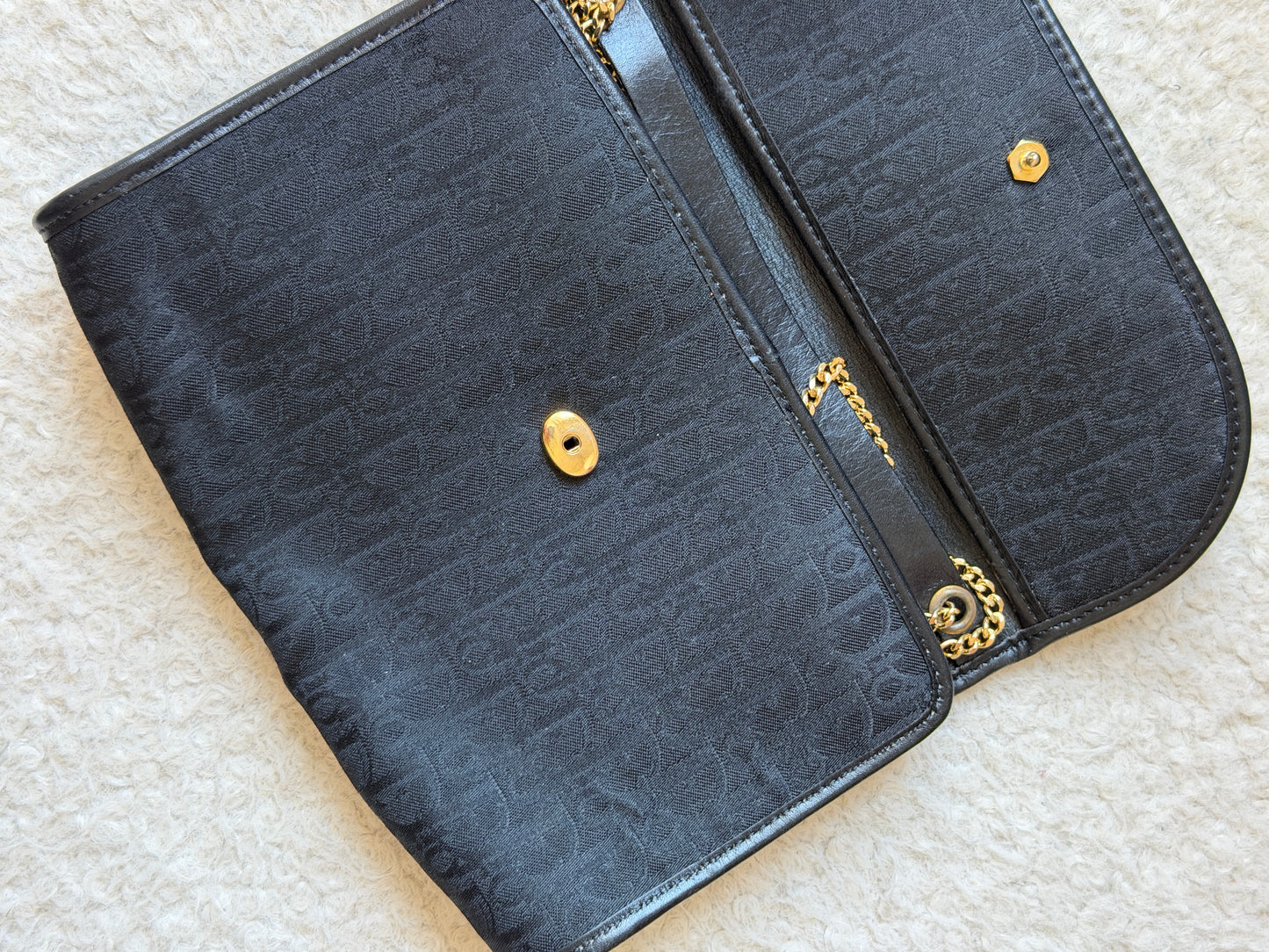 Pre-Owned Black Oblique Canvas Crossbody Bag