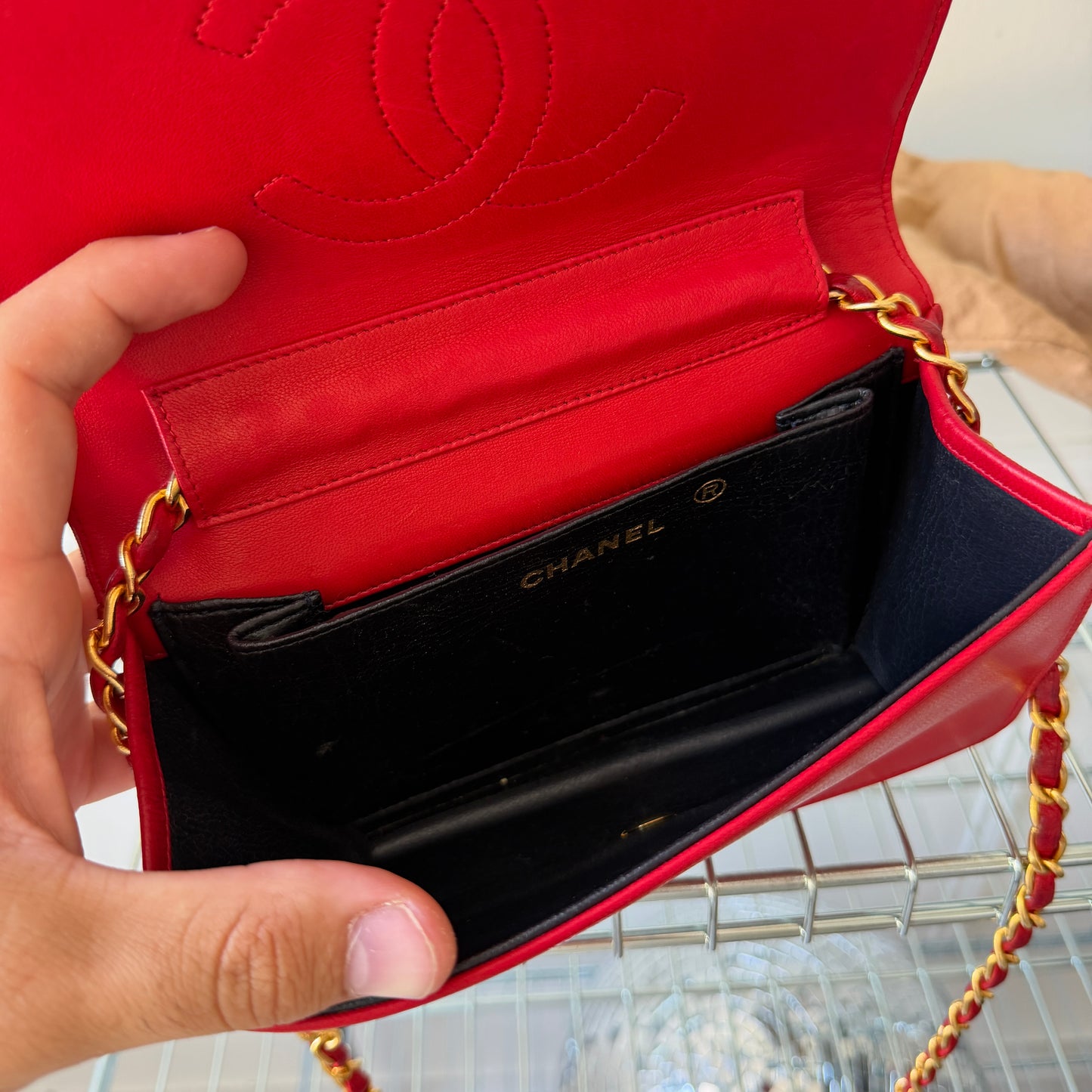 Pre-Owned Red Matelassé Lambskin Leather Full Flap Shoulder Bag