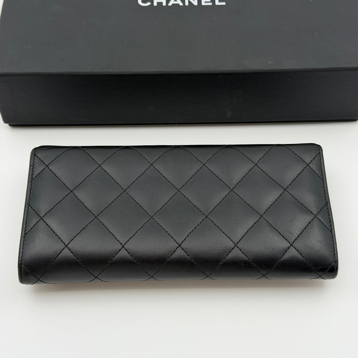 Pre-Owned Black Cambon Lambskin Leather Wallet