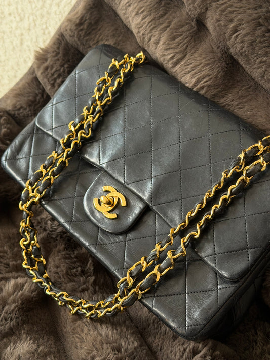 Black Lambskin Medium Classic Double Flap 24KGHW