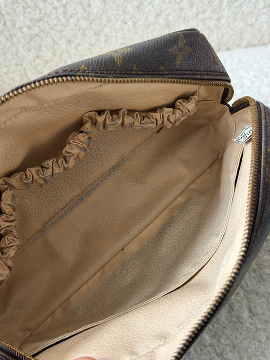 Monogram Canvas Trousse 23